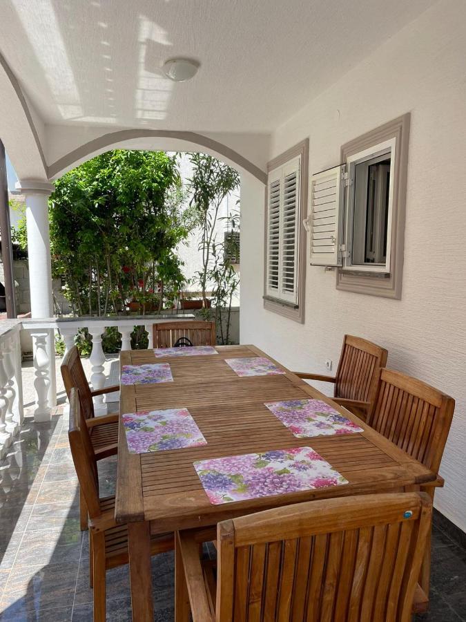Apartmani Ira Вир Екстер'єр фото