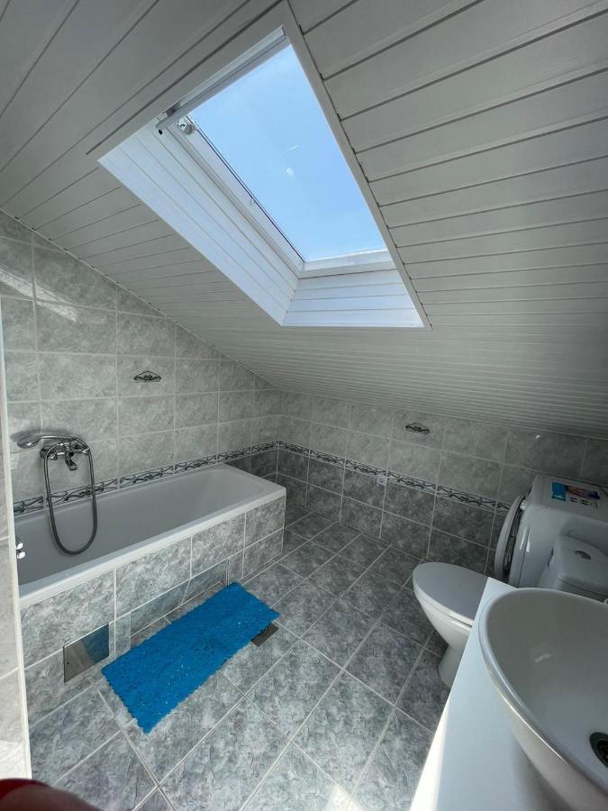 Apartmani Ira Вир Екстер'єр фото