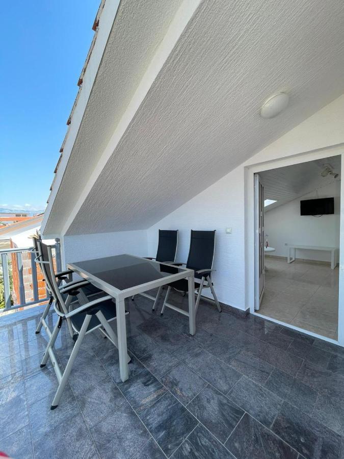 Apartmani Ira Вир Екстер'єр фото