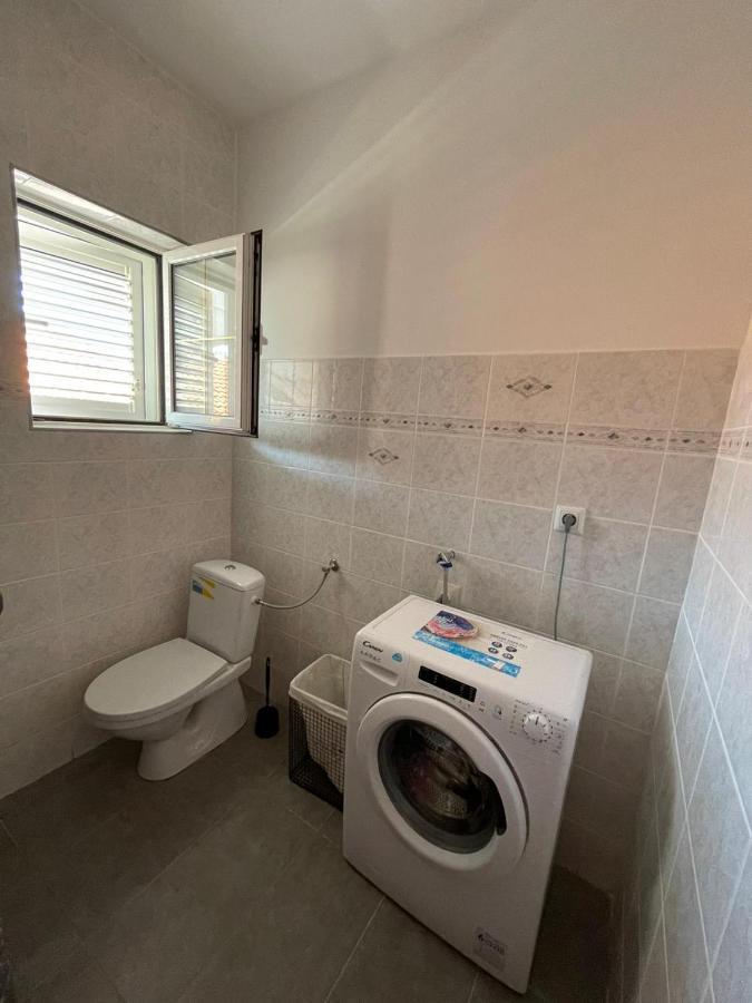 Apartmani Ira Вир Екстер'єр фото