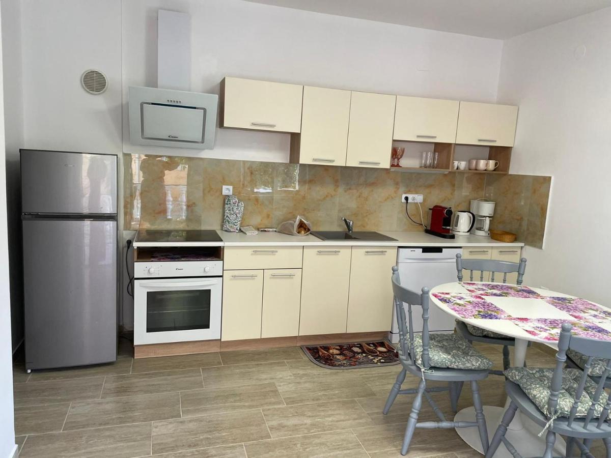 Apartmani Ira Вир Екстер'єр фото
